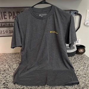 columbia t shirt